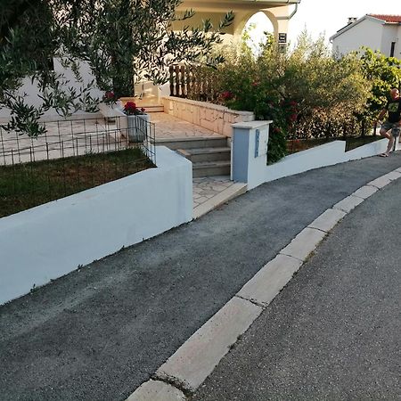 The Blue House Daire Vinkuran Dış mekan fotoğraf